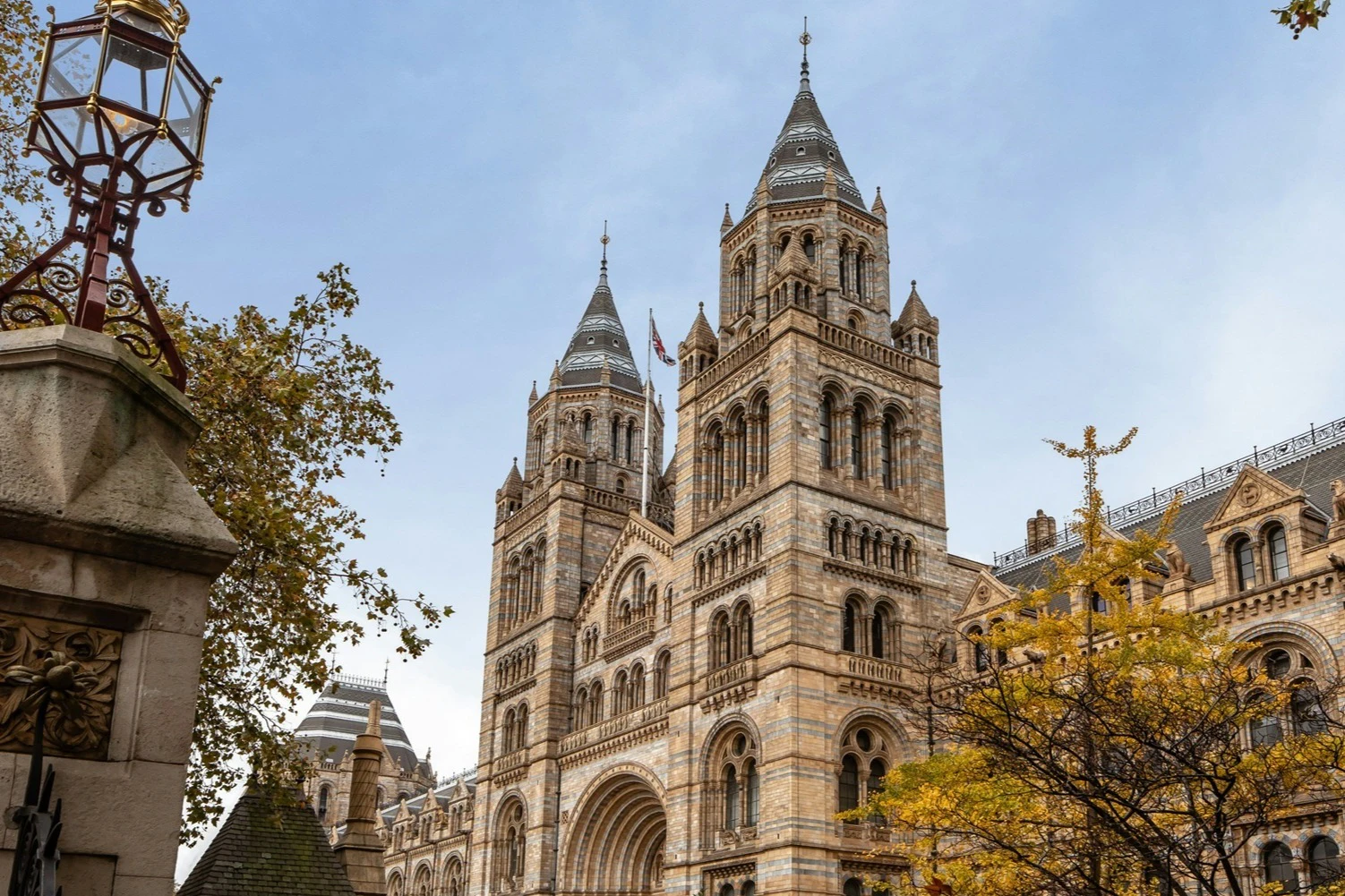 ロンドン自然史博物館 | チケット、ツアーなどを予約