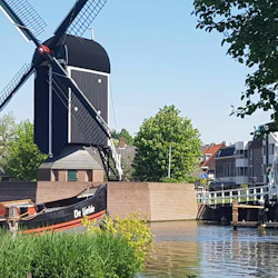 Canal Cruise Leiden 3