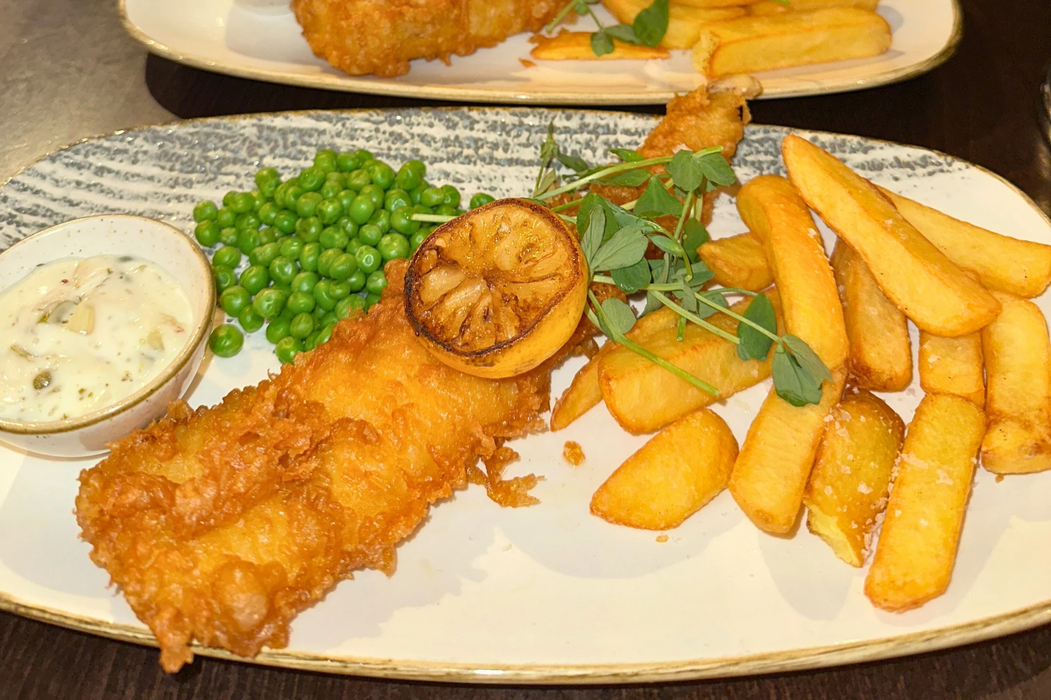 London: Self-Guided Food Treasure Hunt, Walking Tour & Pub Lunch