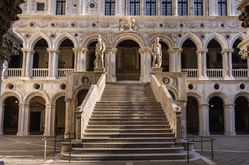 Doge's Palace: Skip The Line Access and Guided Tour