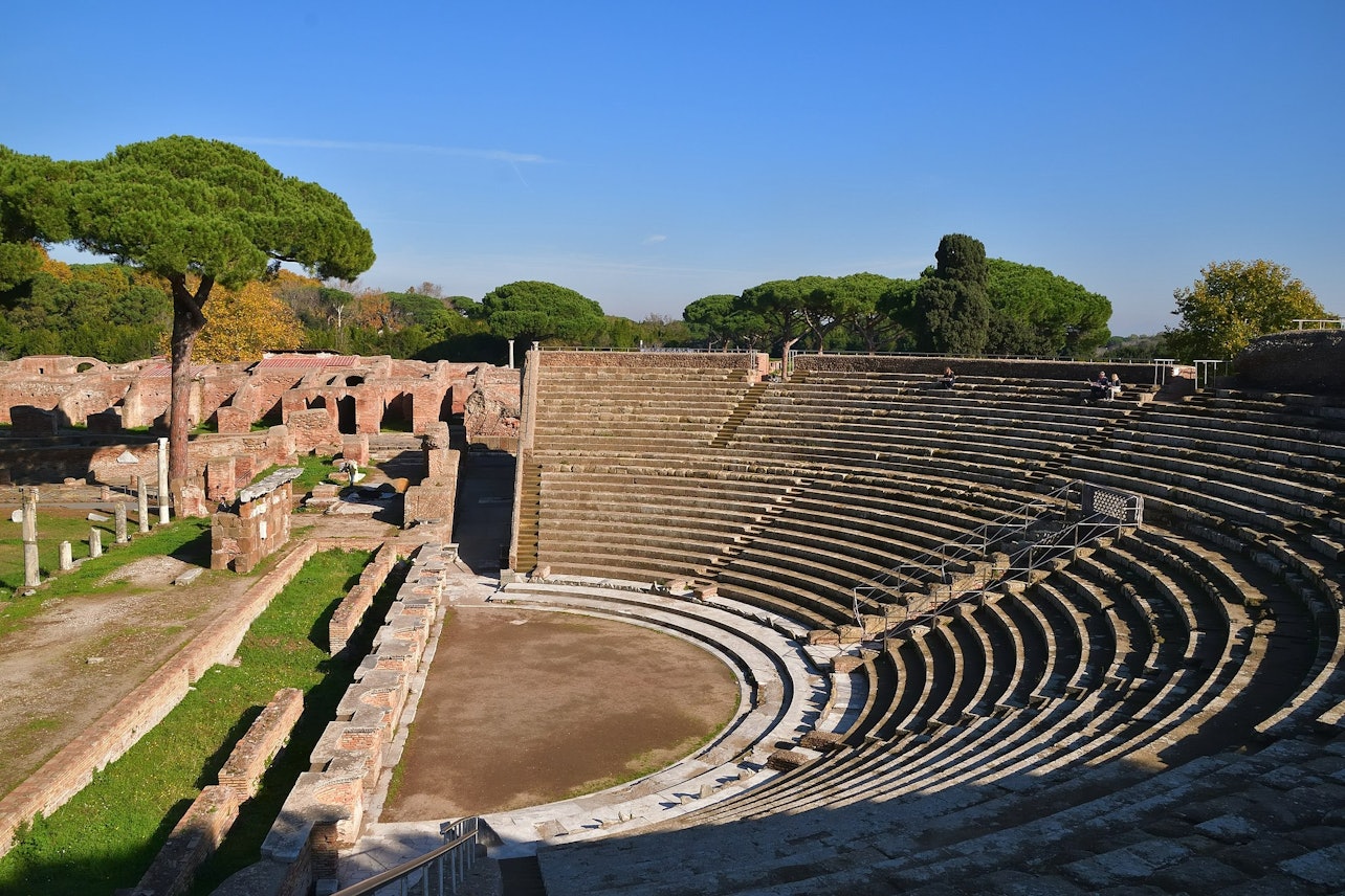 Parco Archeologico di Ostia Antica con cartolina Pemcards - Alloggi in Roma
