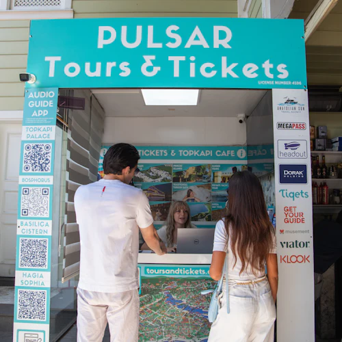 Topkapi Palace: Skip The Line Ticket + Audio Guide + Bosphorus Cruise - Photo 4