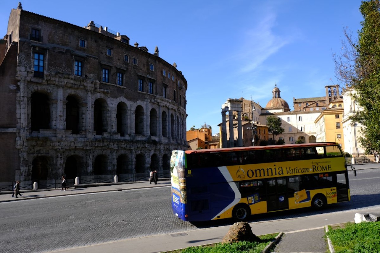 Vaticano e Roma: Passeio de ônibus hop-on hop-off - Acomodações em Roma