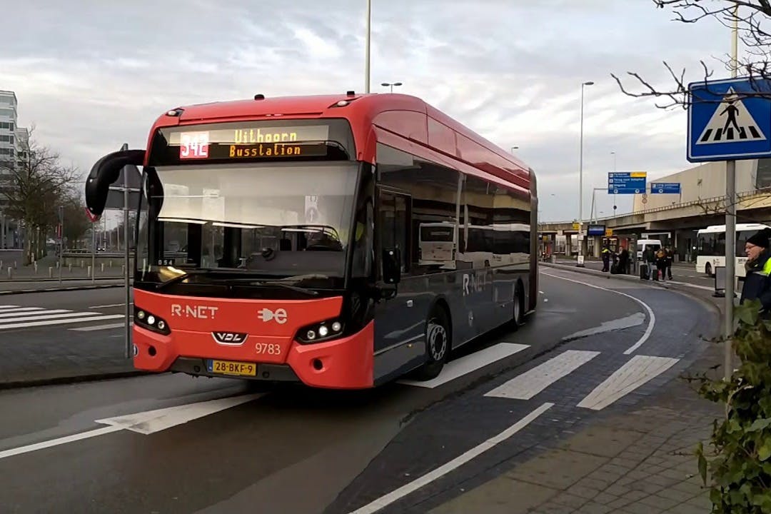 Εξπρές στο αεροδρόμιο του Άμστερνταμ
