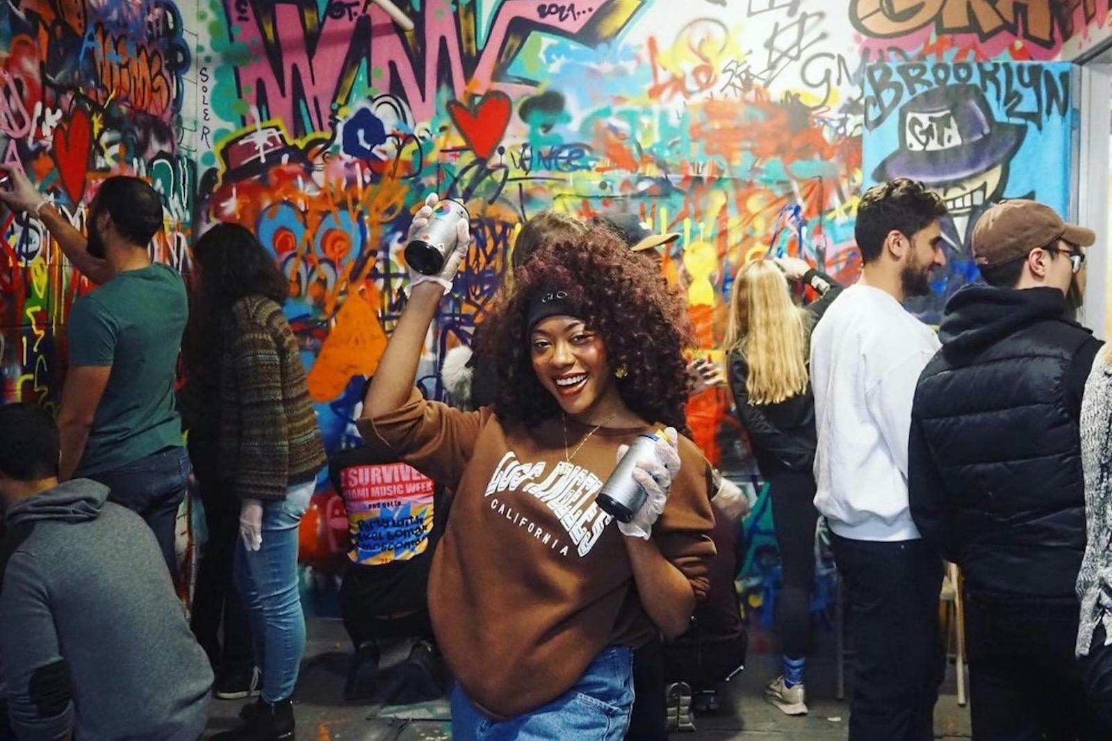 Partecipa a un laboratorio di graffiti