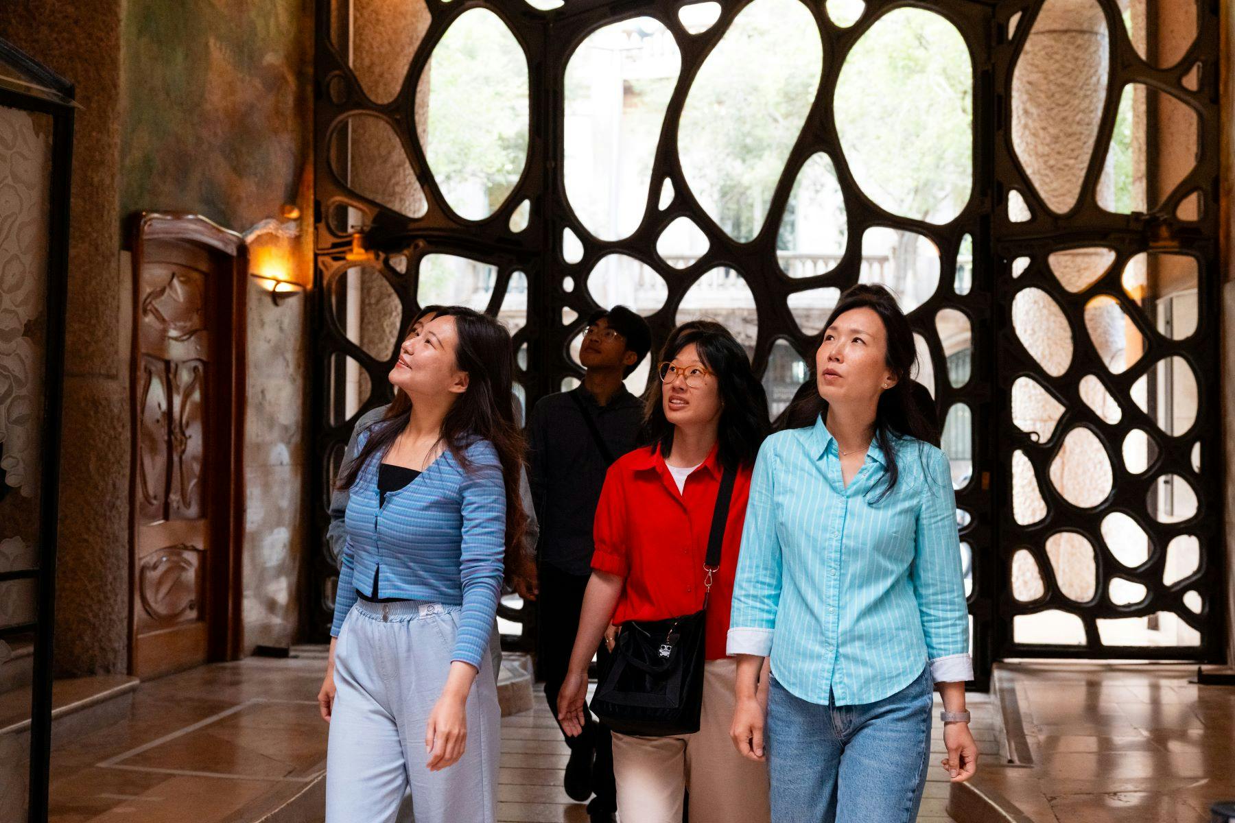 Visitors entering La Pedrera