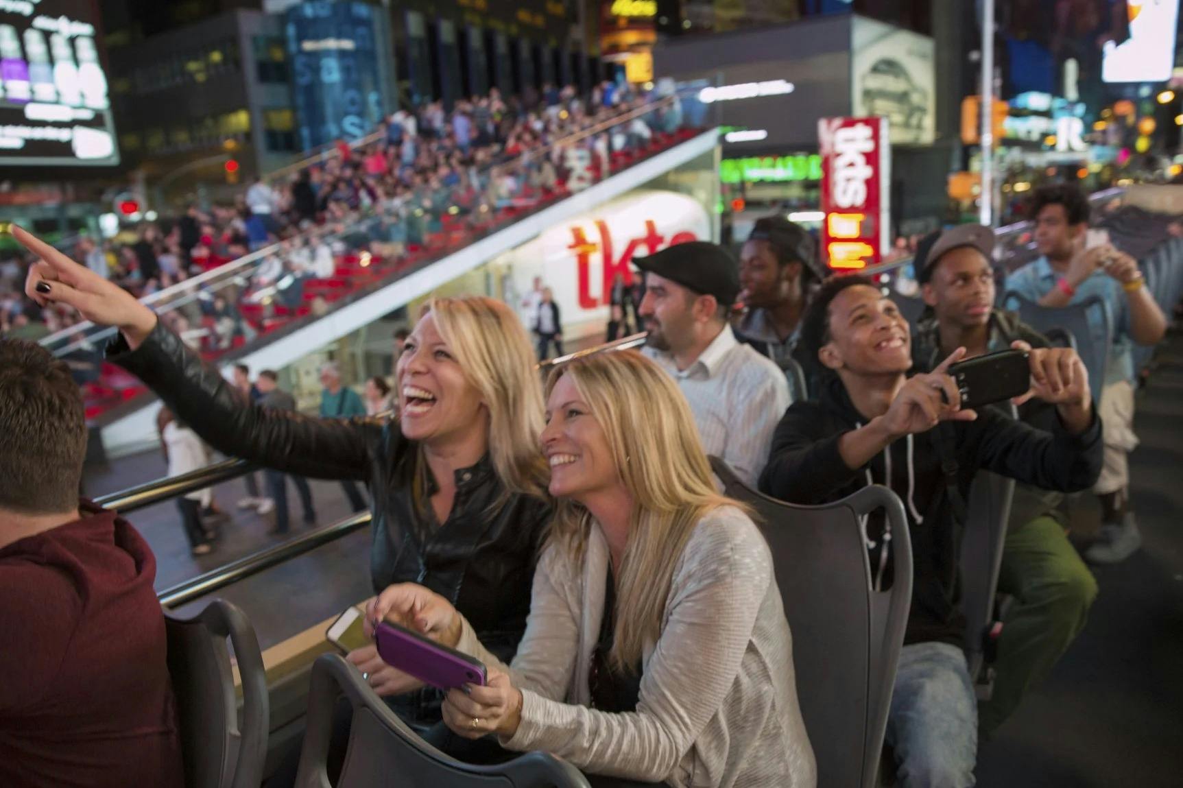 New York: 2-hour Panoramic Night Tour