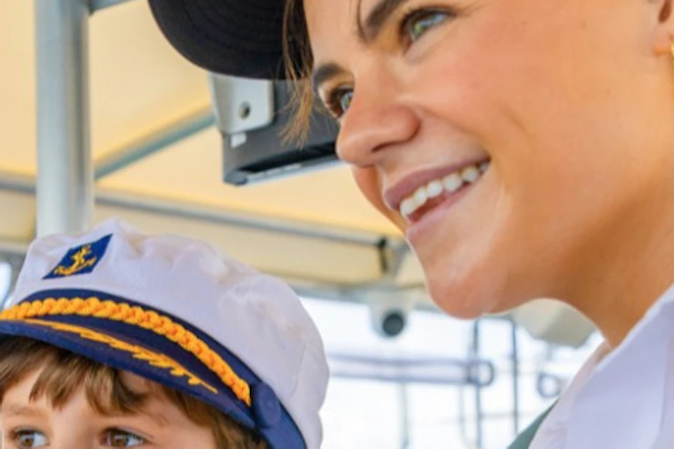 Gold Coast: 2-Hour Sightseeing Cruise