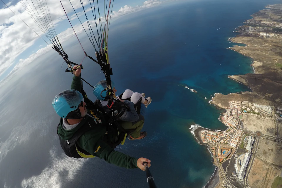 Aproximación en Paragliding por la Costa de Tenerife