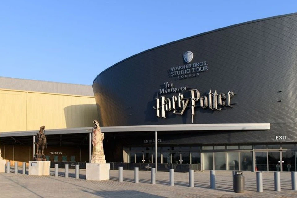Warner Bros. Studio exterior