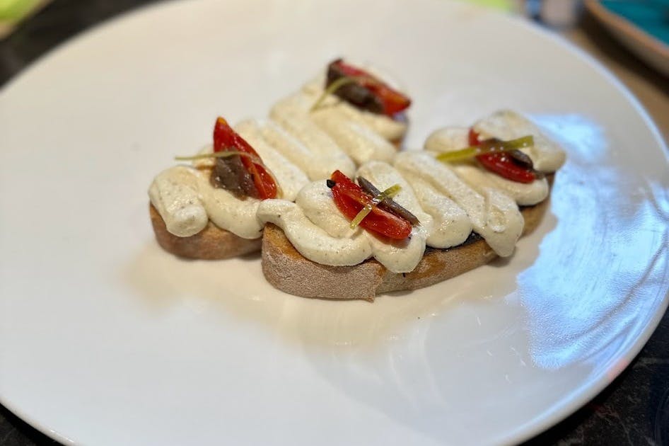 You didn't provide any text to translate. Please provide the text.