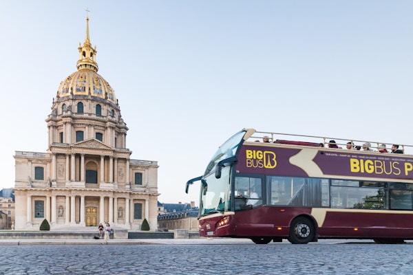Big Bus Paris: Hop-on Hop-off Tour + Seine River Cruise