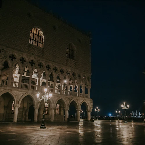 Venice: Ghost & Mysteries Walking Tour - Photo 2