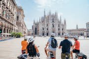 Prohlídka ebiků v Miláně - katedrála Duomo
