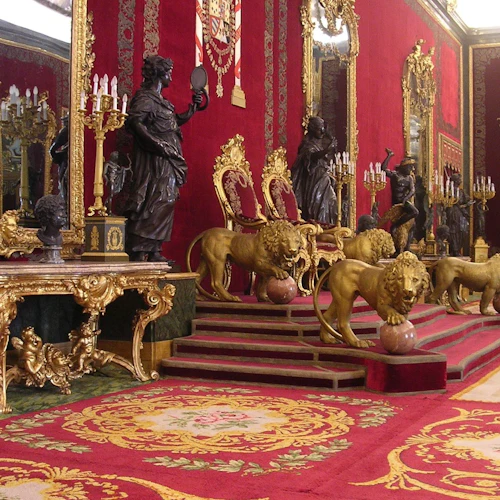 Excursão aos Destaques de Madrid & Palácio Real: Pular a Linha + Visita Guiada - Photo 4
