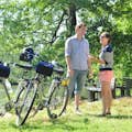 Due ciclisti si godono una gita di un giorno a Mount Vernon