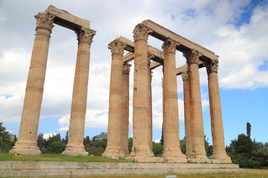 antico tempio greco di zeus