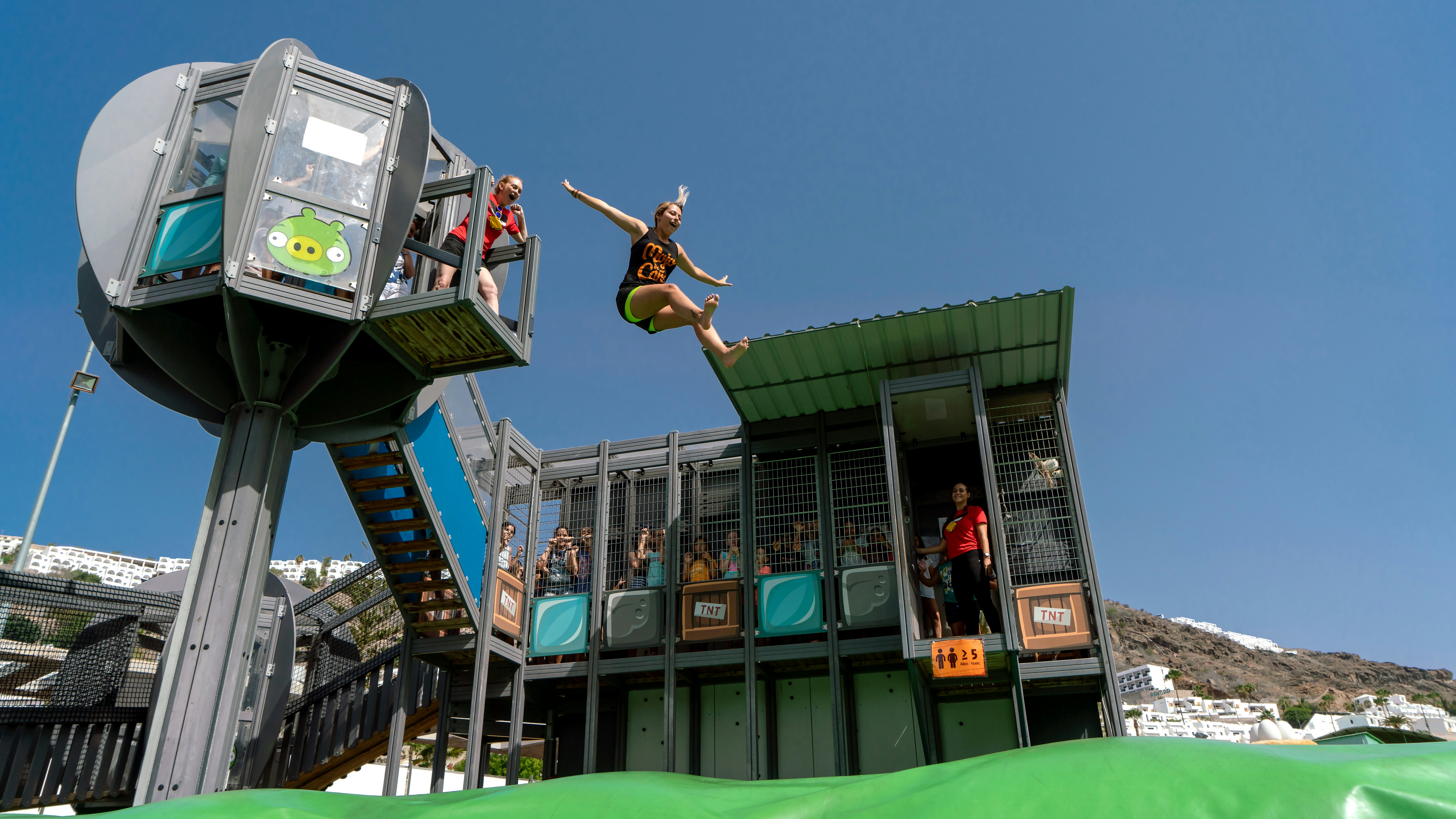 Jogo Angry Birds ganha versão em parque temático