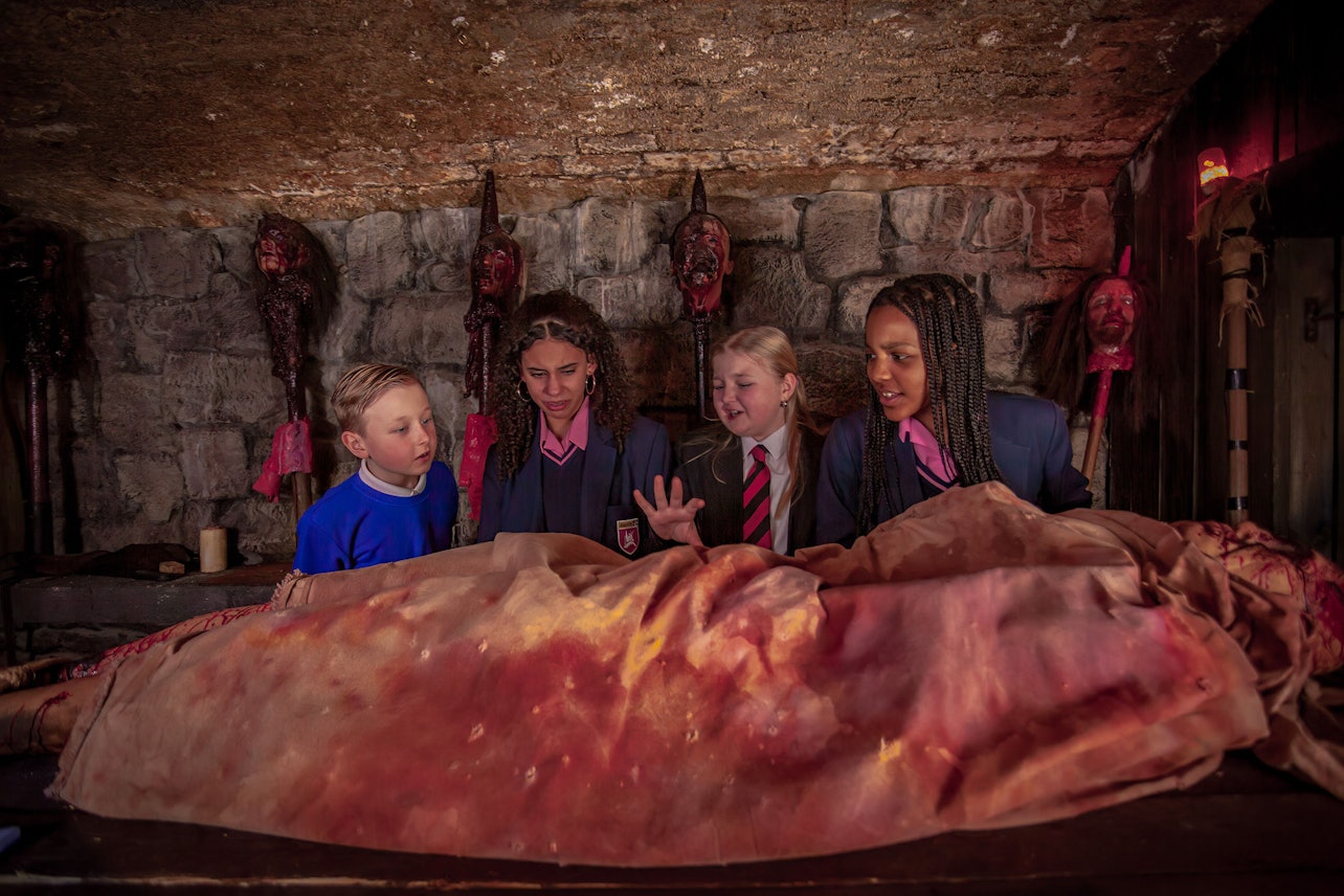 The London Bridge Experience & London Tombs - Accommodations in London