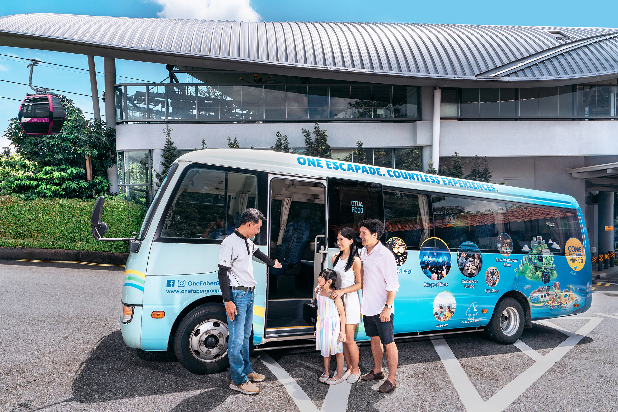 Sentosa: Heritage Bus Tour