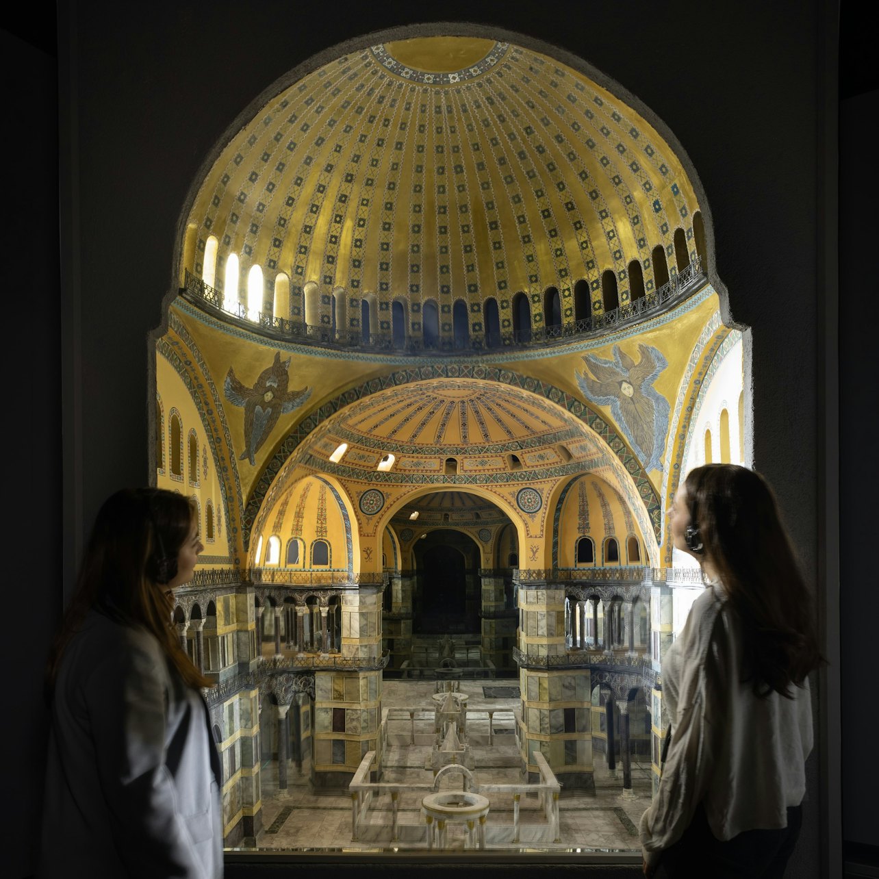 Hagia Sophia Museum: Skip The Ticket Line + Audio Guide in Istanbul β Tiqets