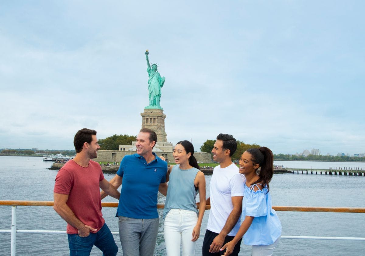 New York Signature Lunch Cruise