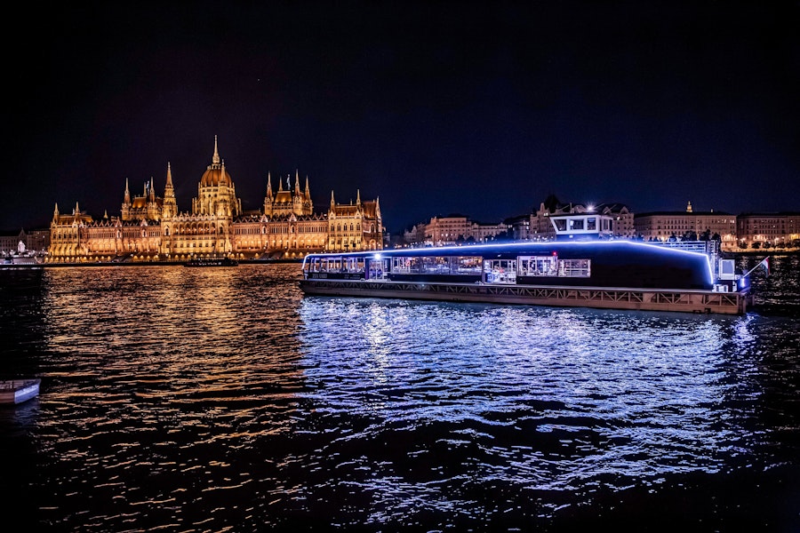 Budapest 1-Hour Sightseeing Cruise