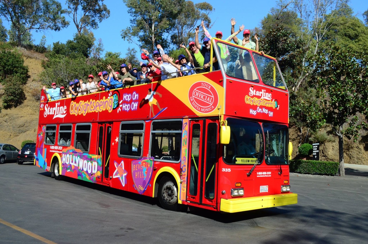Hop-on Hop-off Bus San Antonio 48H + Boat Cruise or Tower of the Americas Entry - Accommodations in San Antonio