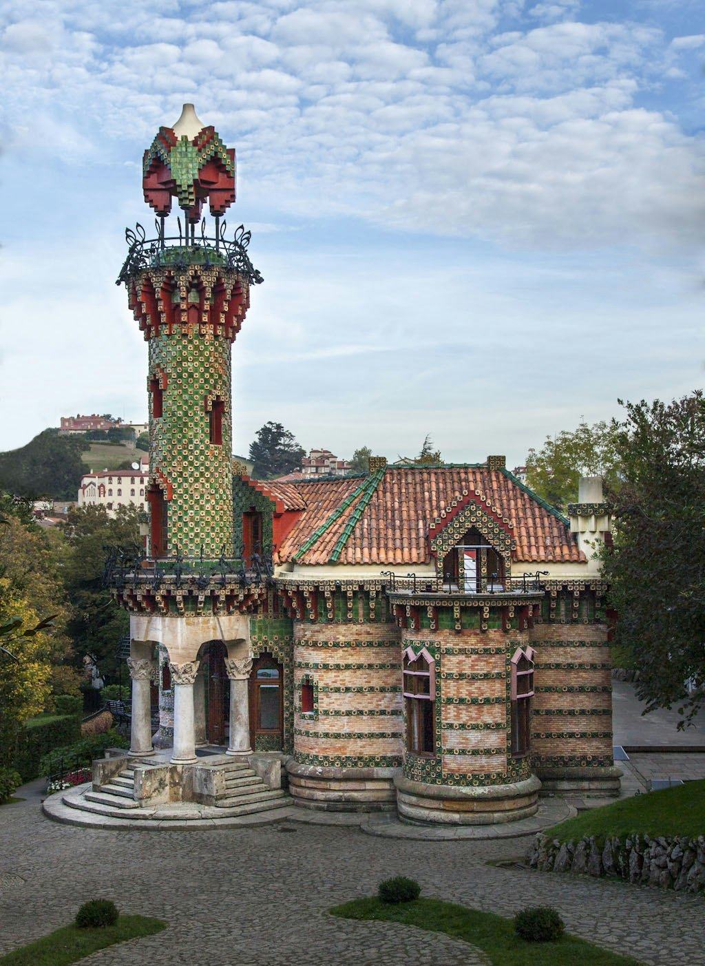 Visita aberta ao Gaudí em El Capricho: sem filas (visita sem guia)