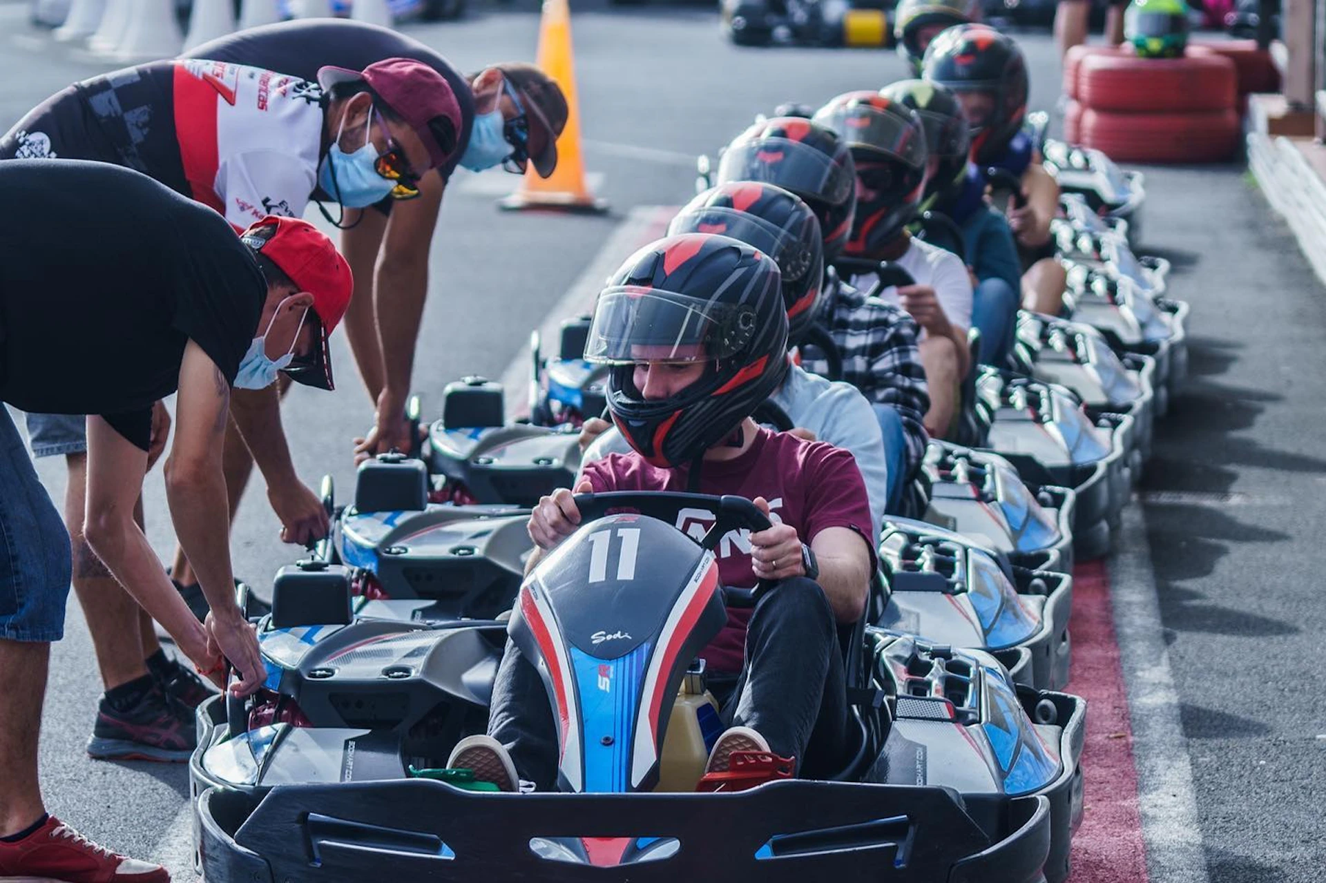 Motor an!