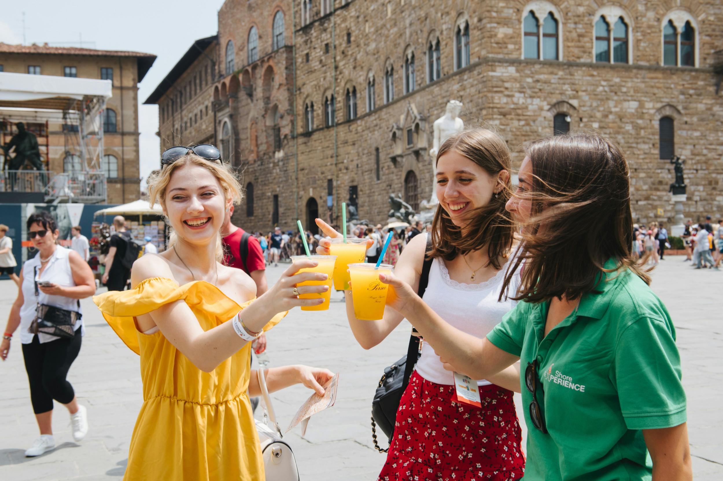ラ・スペツィア発：フィレンツェへの寄港地観光