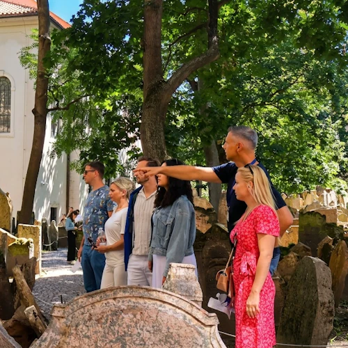 Jewish Quarter Monuments + Guided Tour - Photo 5
