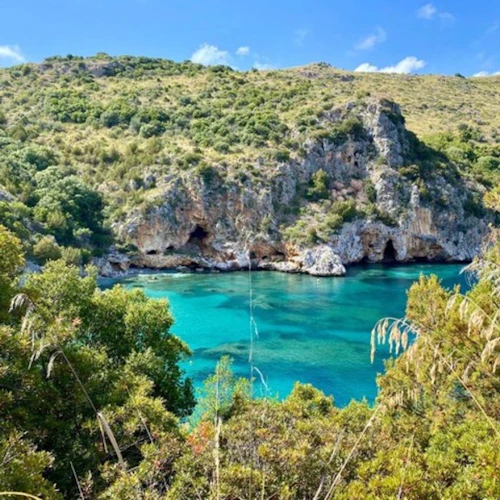 Baia degli Infreschi: Boat Excursion from Marina di Camerota