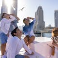 Neem de hele familie mee en geniet van het uitzicht op de Dubai Marina.