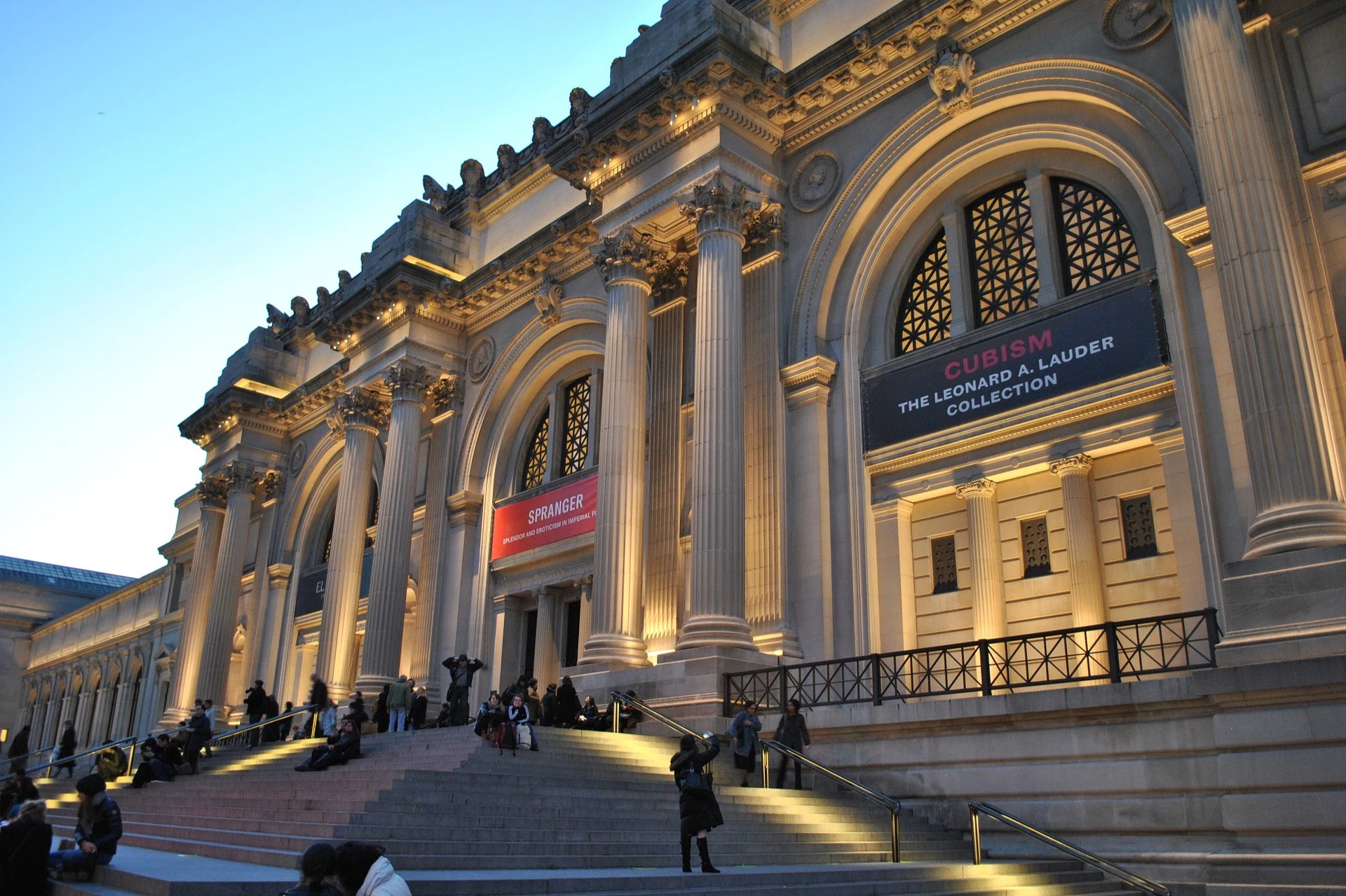 New York: 30+ NYC Top Sights Waking Tour + Metropolitan Museum of Art Entry