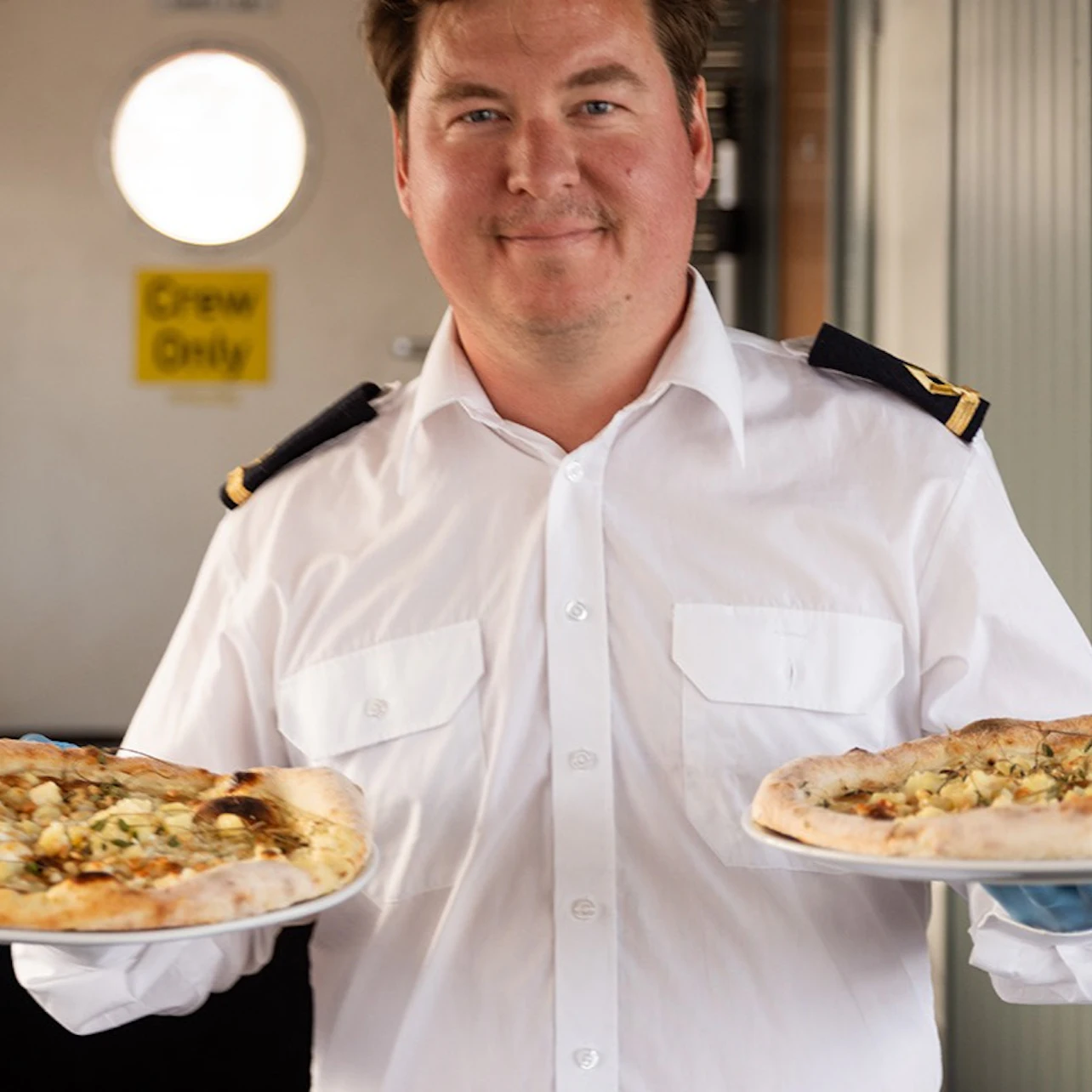 Stockholm: Pizza Cruise