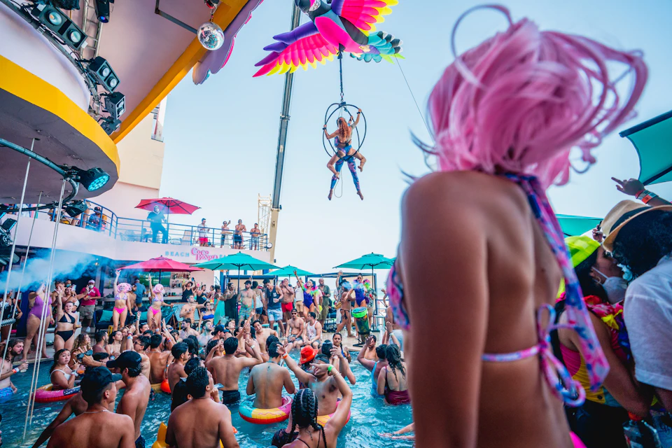 Beach Party 4