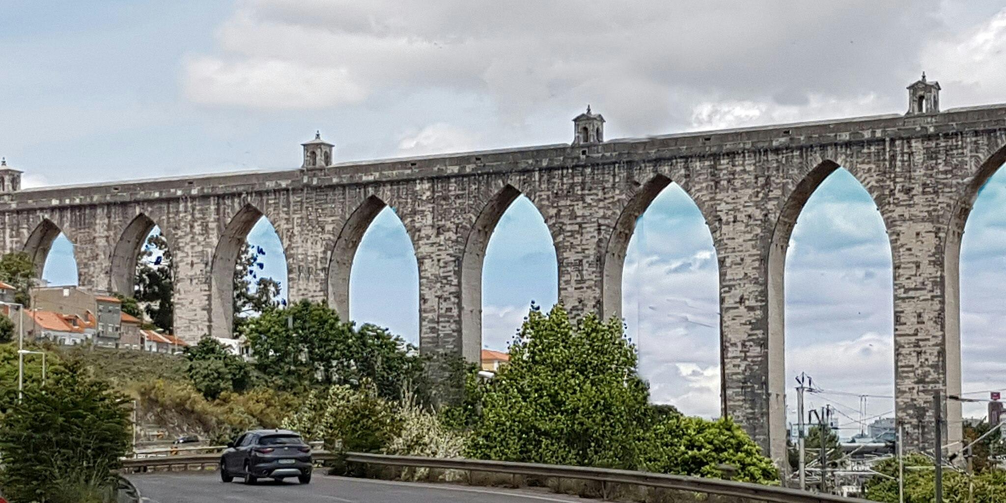 Aqueduto das Águas Livres w Lizbonie