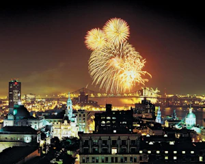 Montreal: Hop-on Hop-off Bus Night Tour | Book Tickets Online