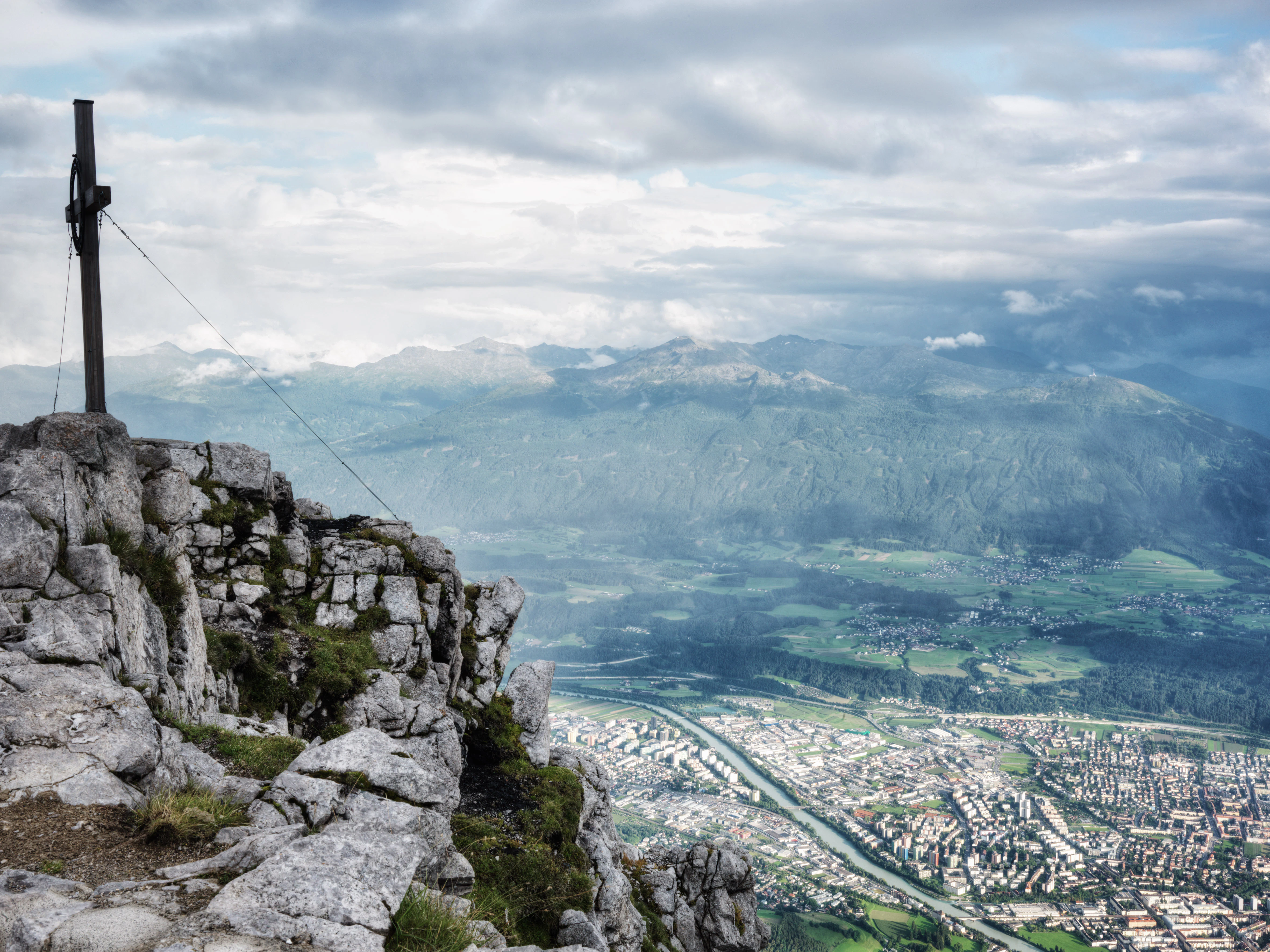 Topo de Innsbruck: Teleférico de ida e volta