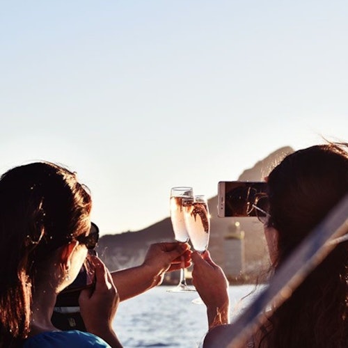Cape Town: Sunset Champagne Cruise
