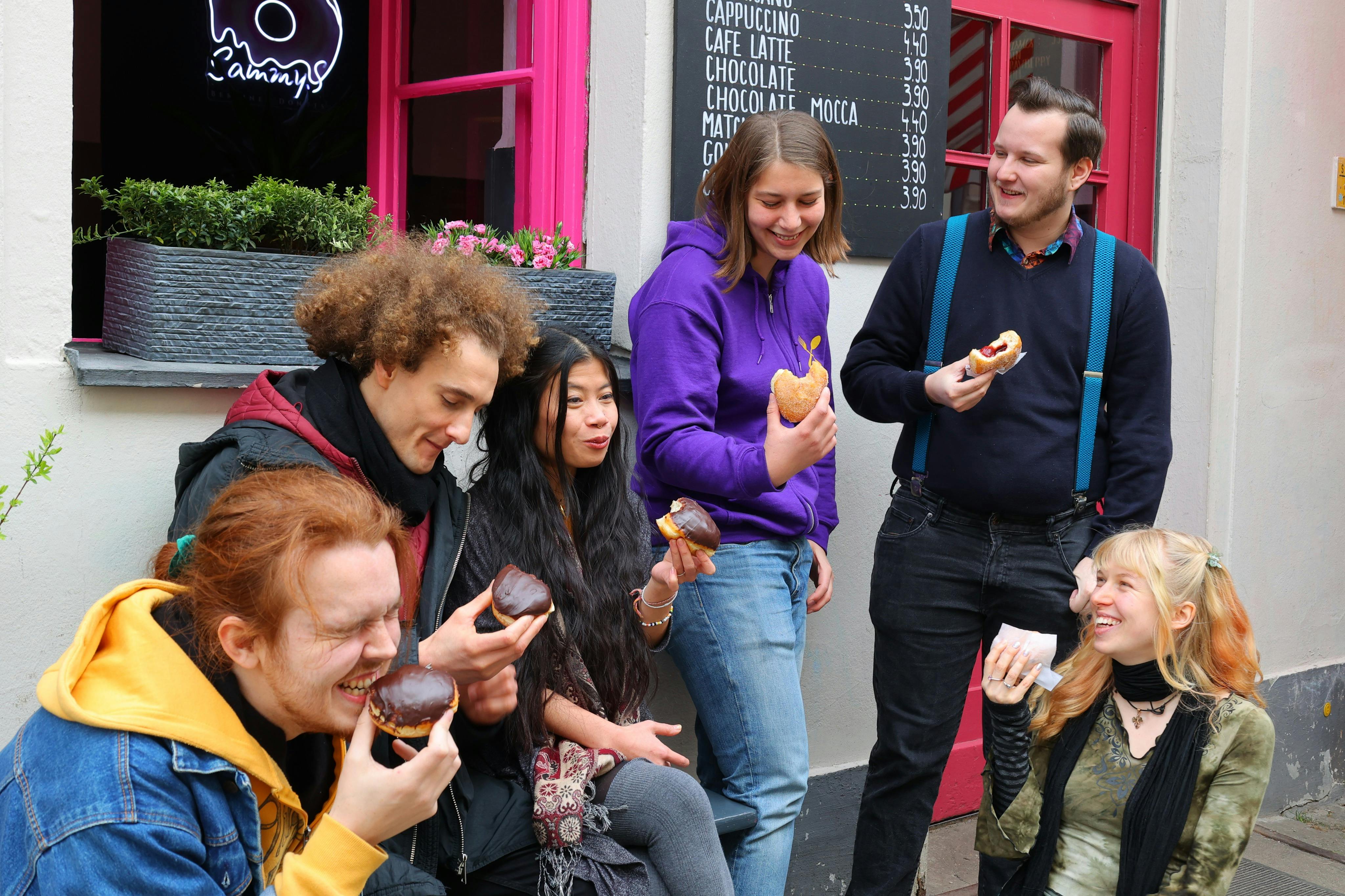 Ομαδικό φαγητό με φωτογραφίες του Βερολίνου