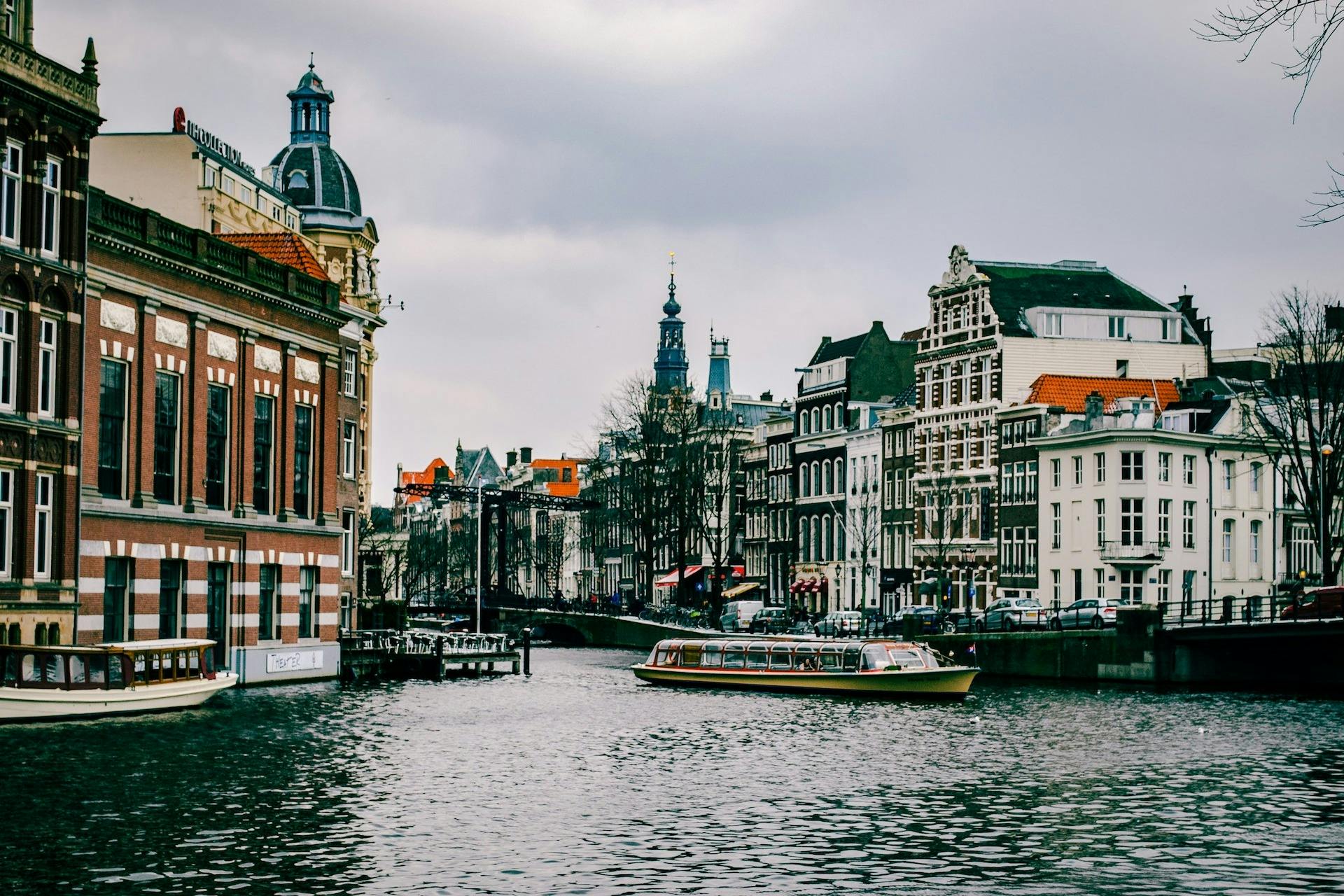 Self-Guided Photography Tour of Amsterdam Canals