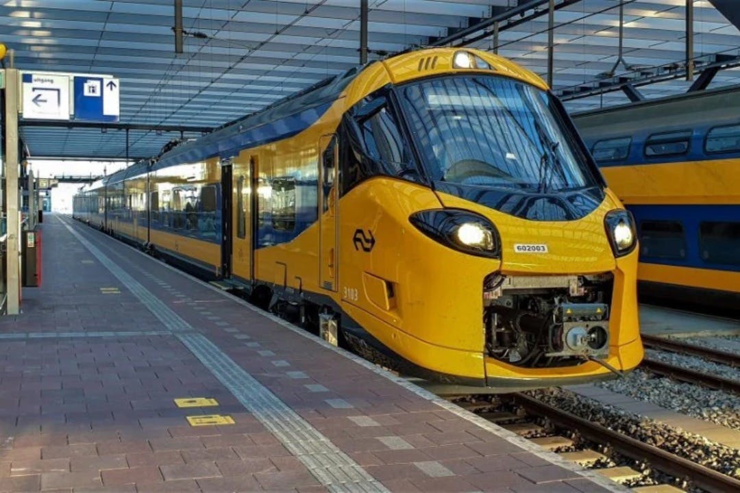 船上提供免费无线网络。