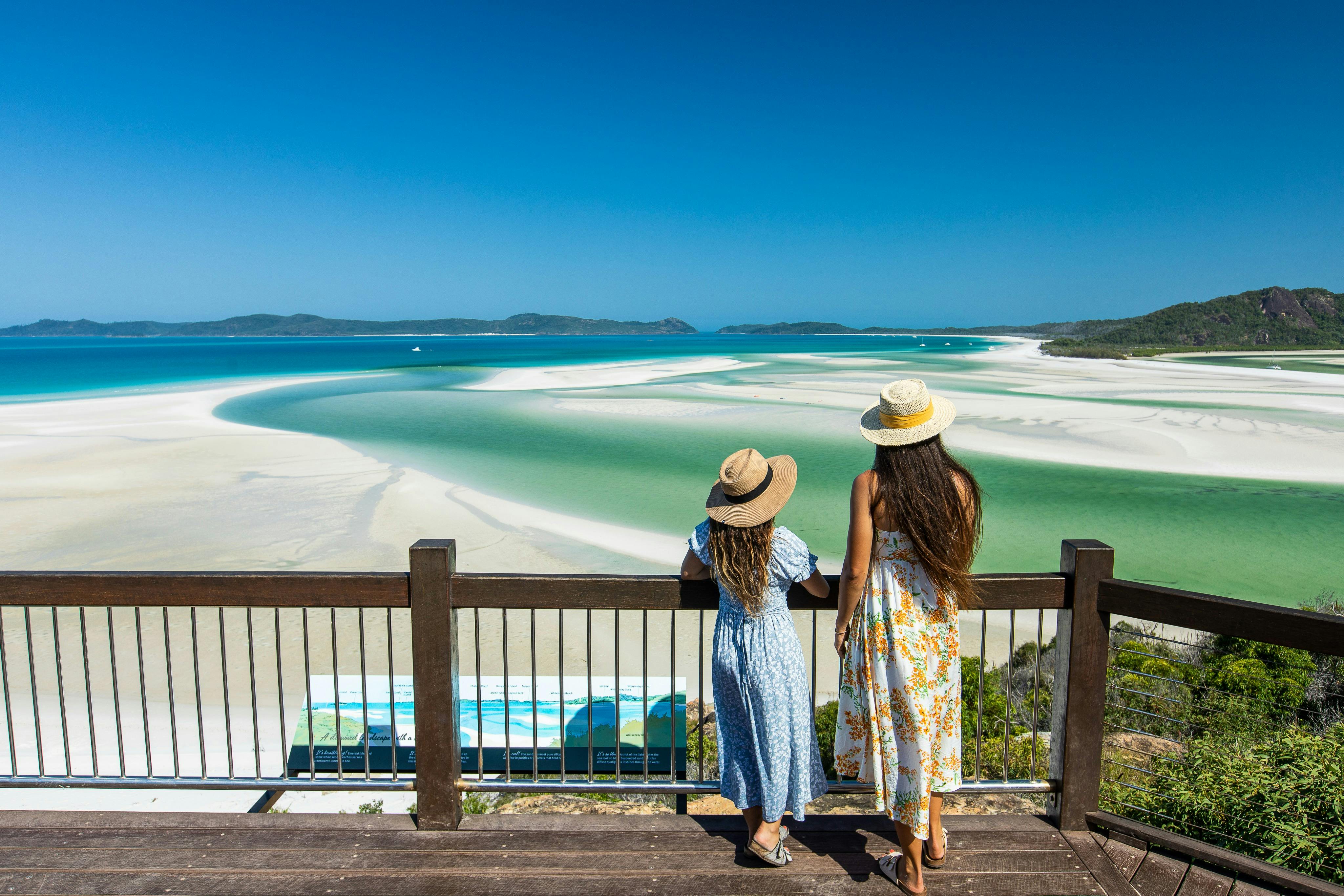 Red Cat Adventures - Hill Inlet Lookout