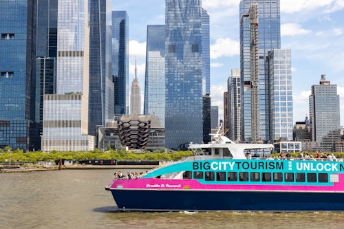 New York: 75-Min Freedom Liberty Sightseeing Cruise by Big City