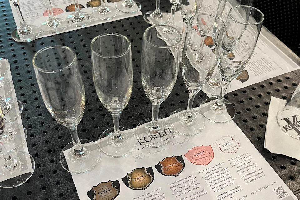 Full Day Wine & Woods Tour