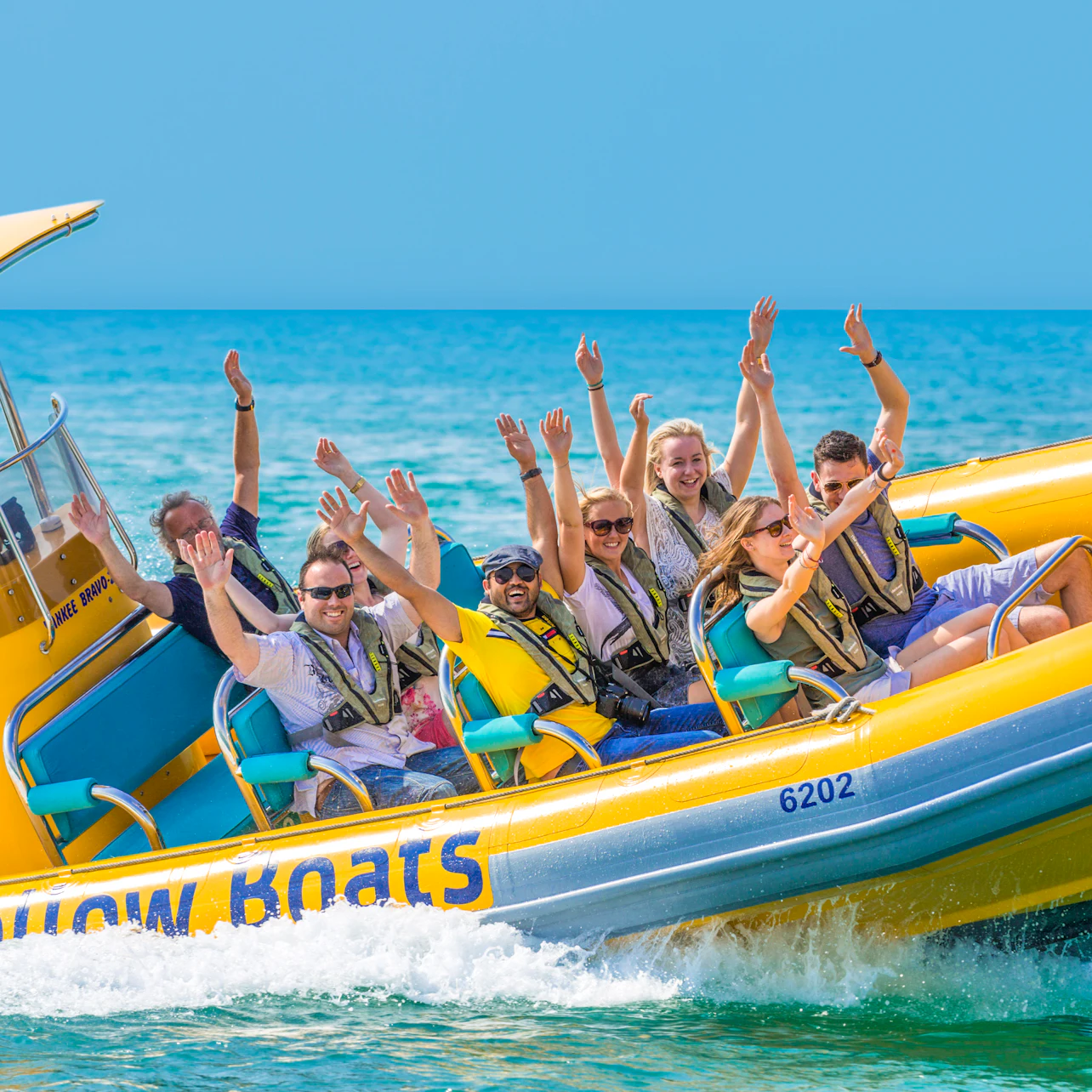 The Yellow Boats: 45-Min Speedboat Tour to Atlantis