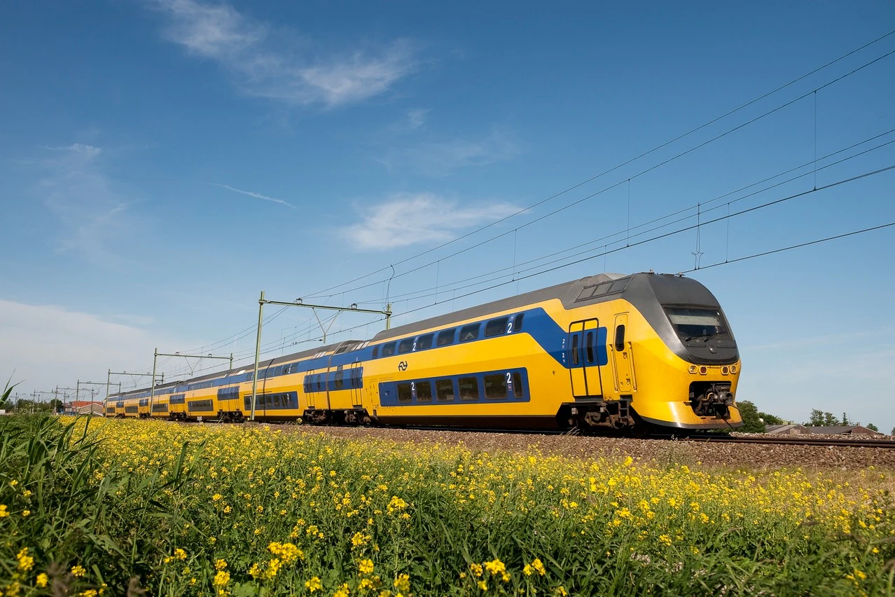 Amsterdam: Train Transfer To/From Zaanse Schans