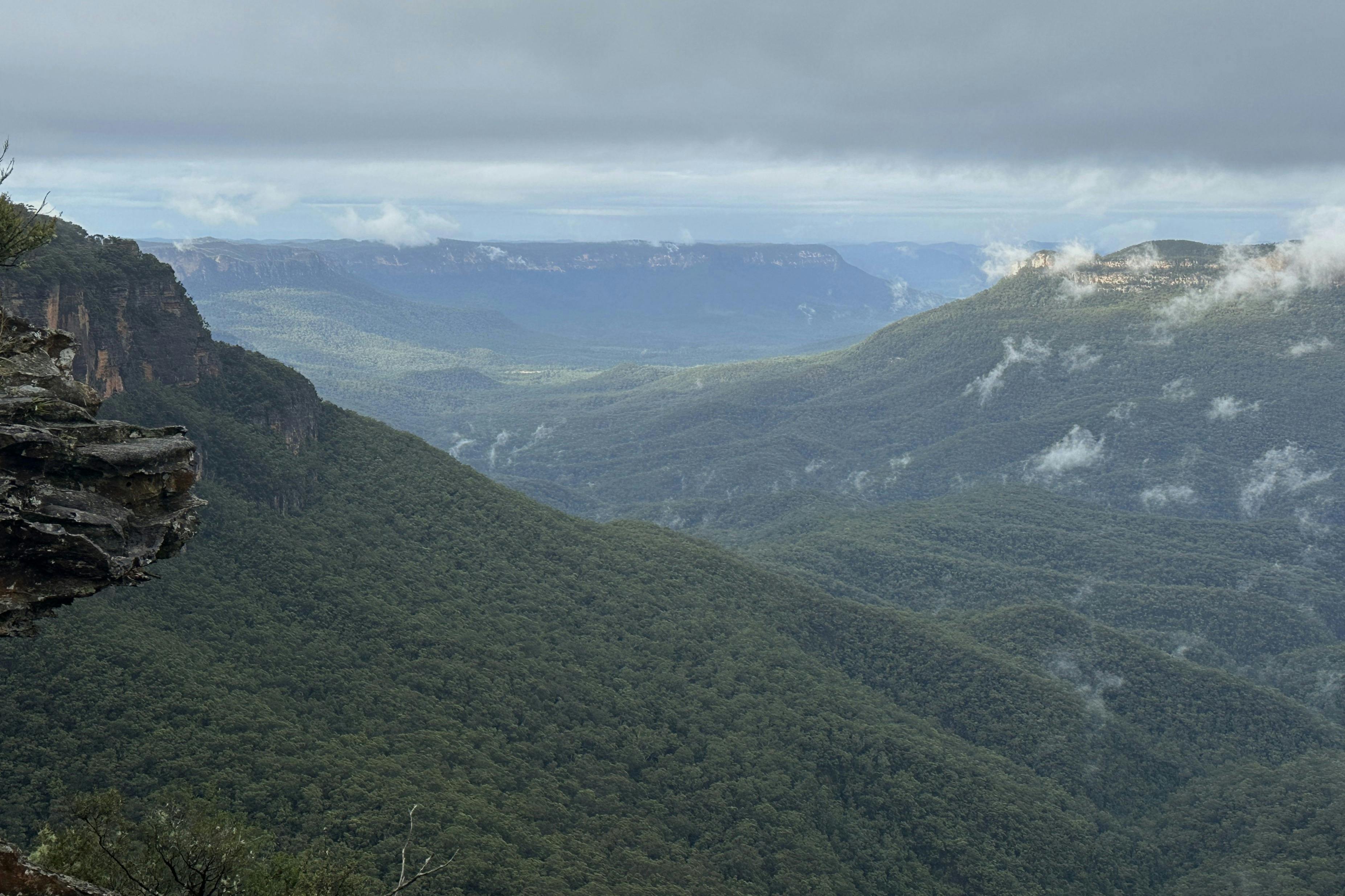 Genießen Sie die atemberaubende Aussicht auf die Blue Mountains